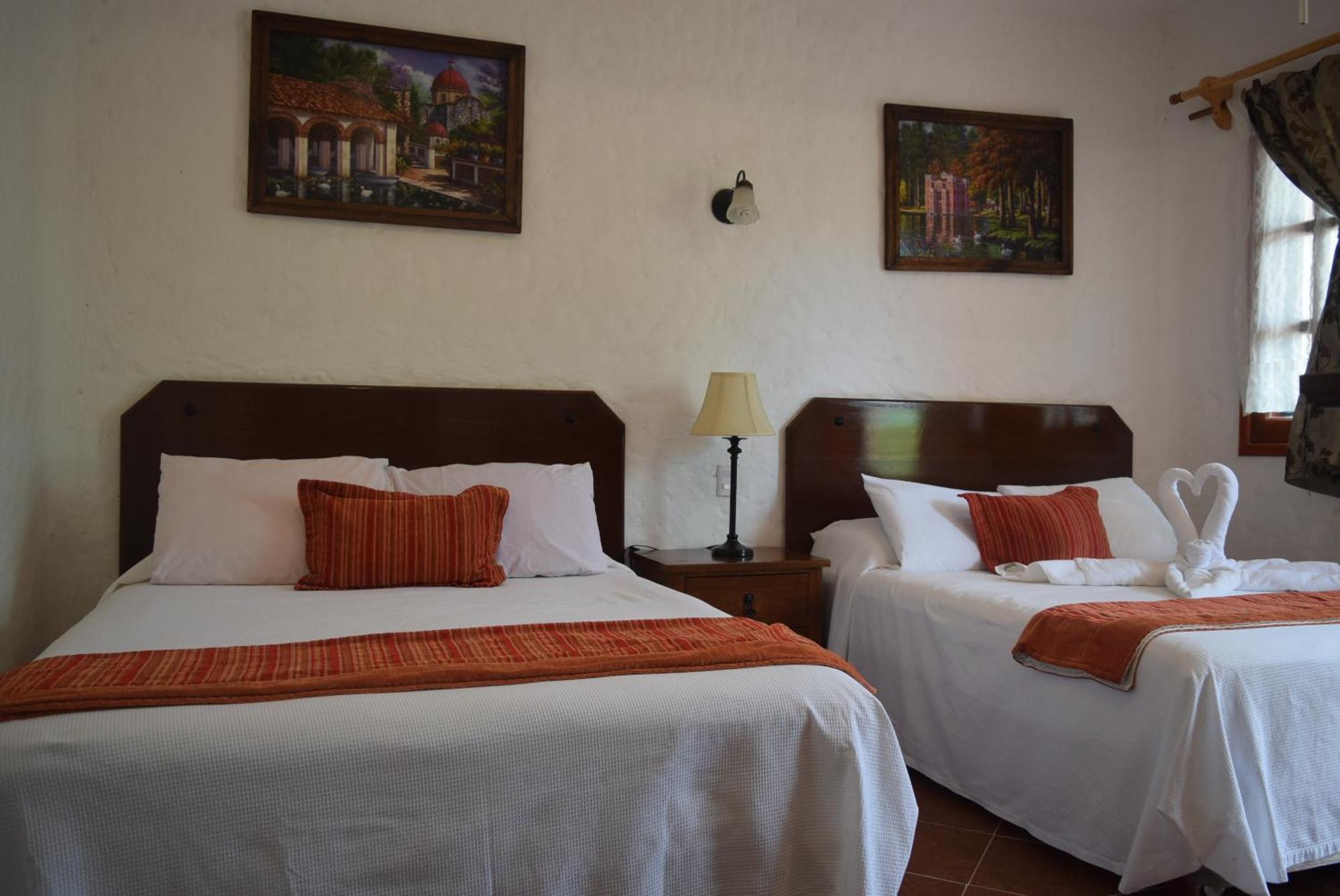 El Moro Hotel 3*
